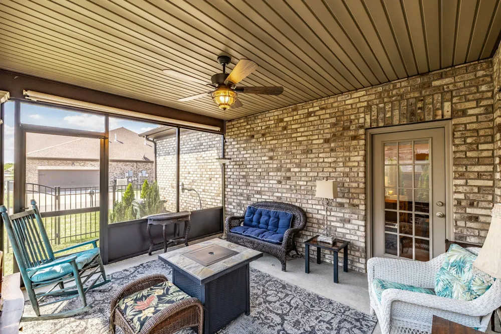 1122 S McMahan Dr S Gallatin, TN 37066