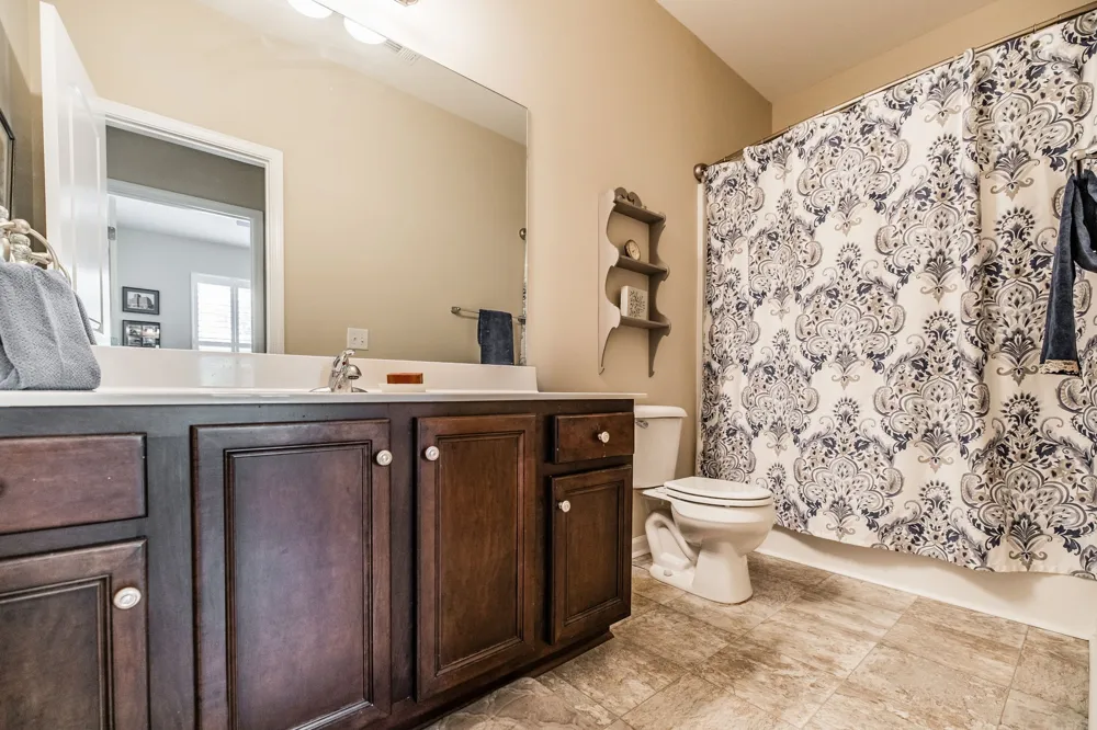 1122 S McMahan Dr S Gallatin, TN 37066