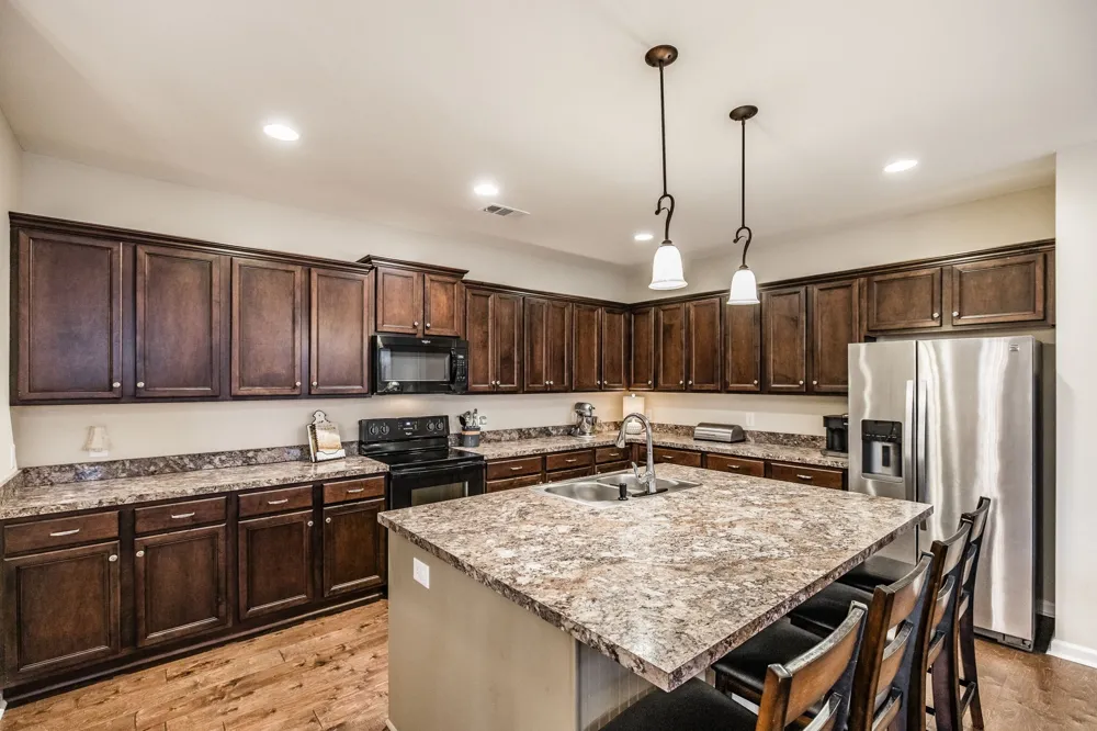 1122 S McMahan Dr S Gallatin, TN 37066
