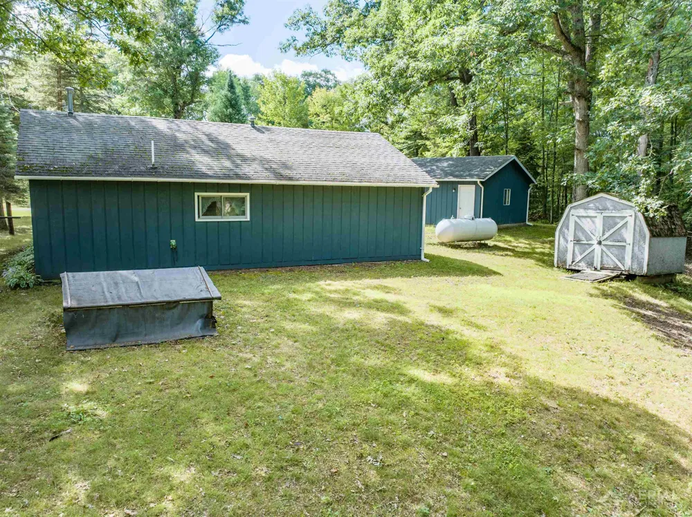 6842 M-65 Plainfield Township, MI 48739