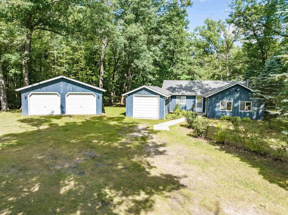 6842 M-65 Plainfield Township, MI 48739
