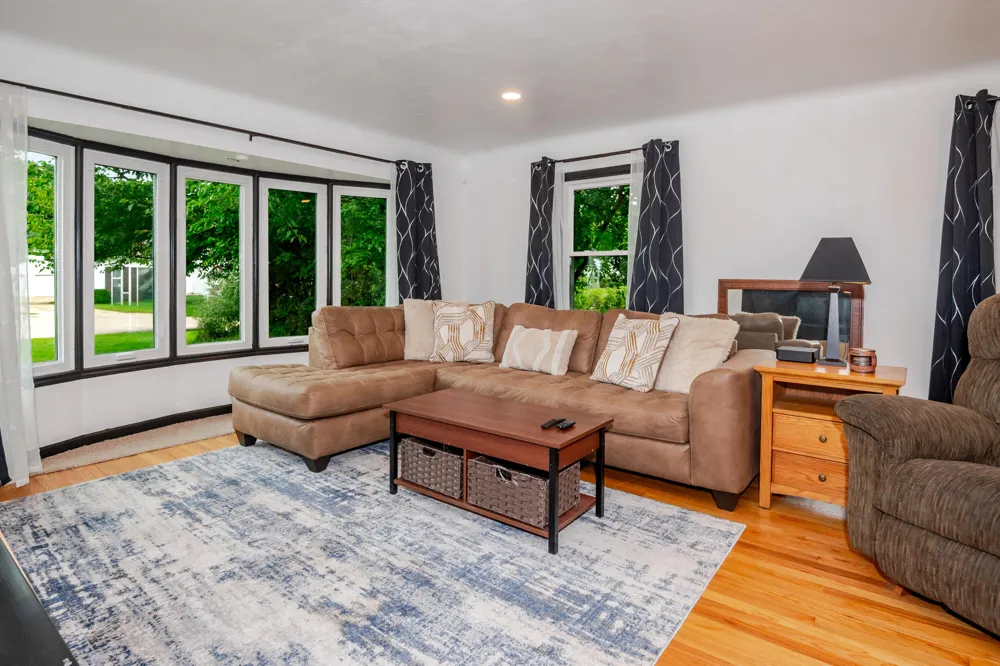 214 Cedar Street Paw Paw Village, MI 49079