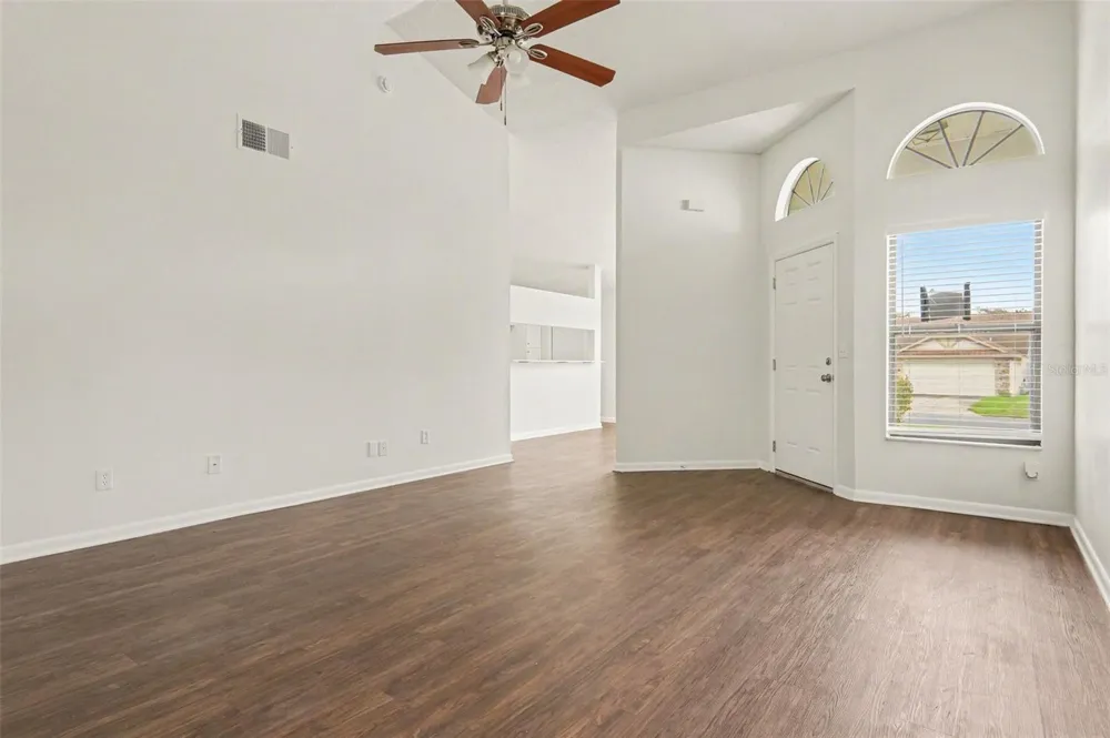 1097 COVINGTON STREET Oviedo, FL 32765