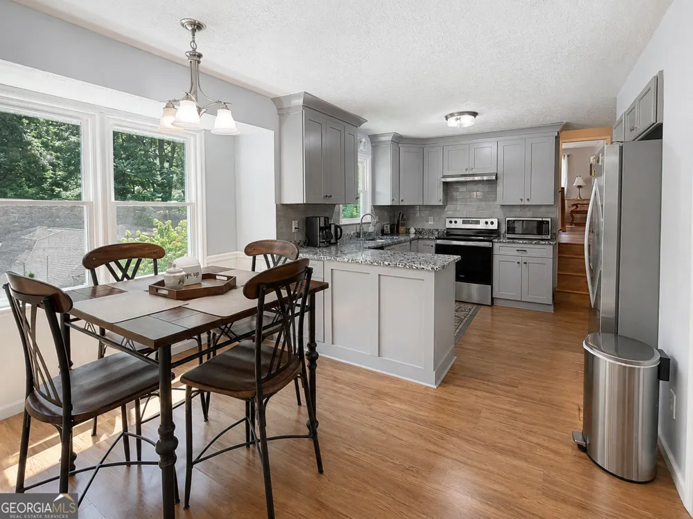 1627 Dogwood LN Acworth, GA 30102