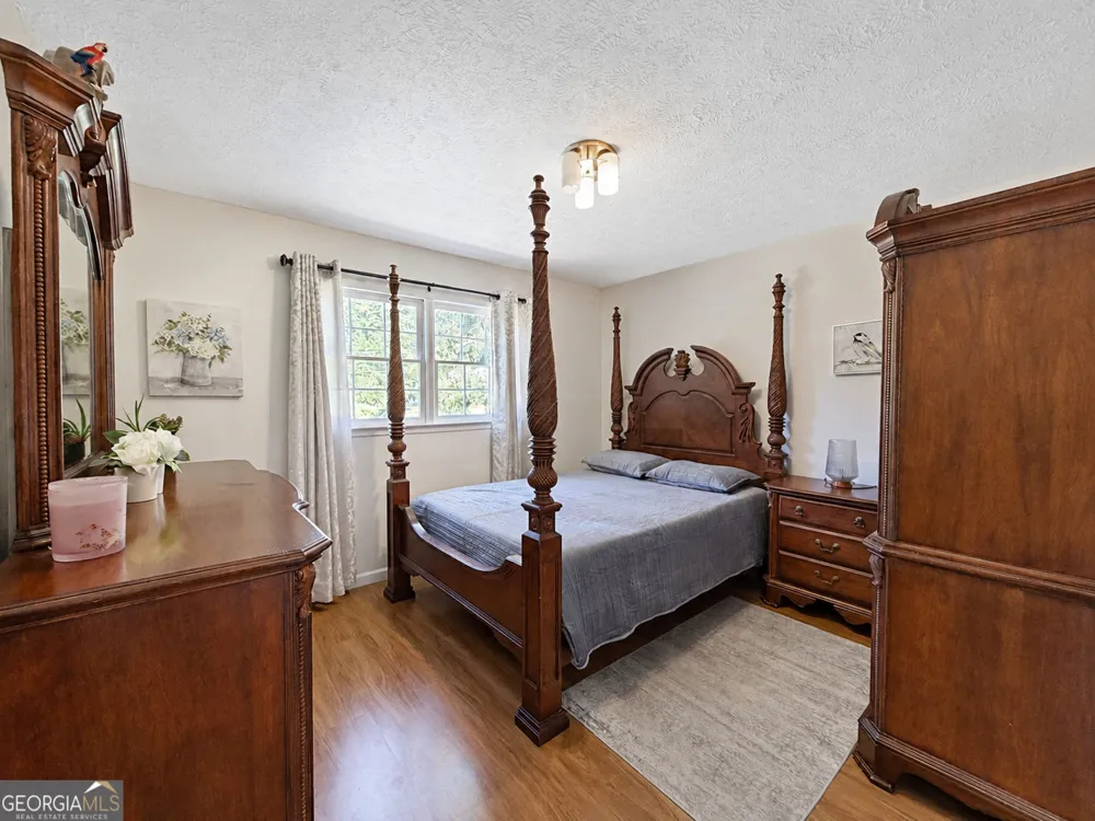 1627 Dogwood LN Acworth, GA 30102