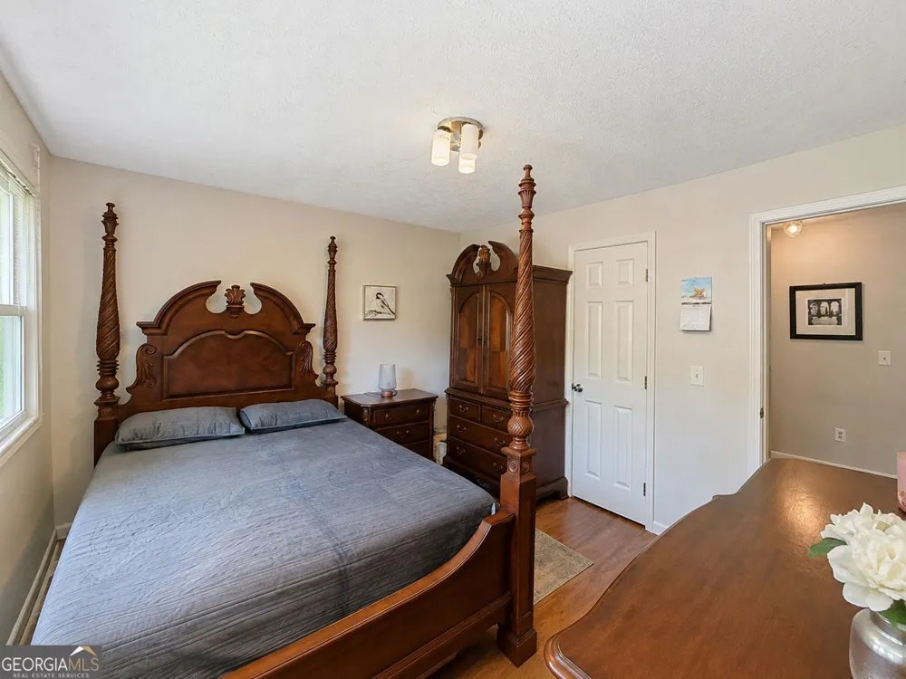 1627 Dogwood LN Acworth, GA 30102