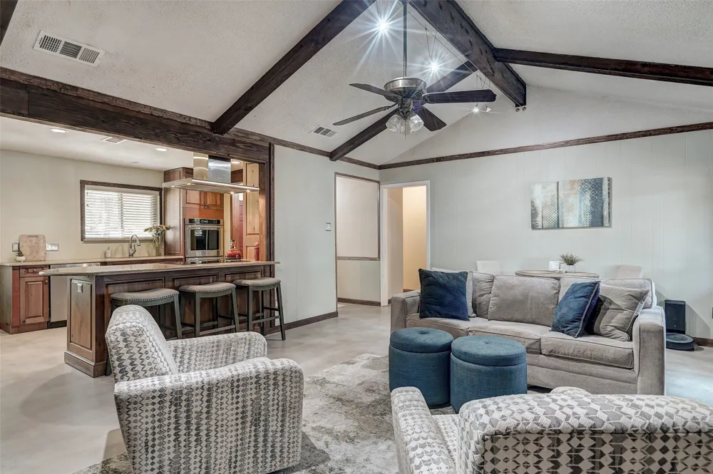 1105 Riviera Circle Cedar Park, TX 78613