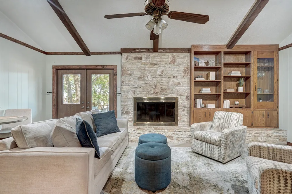 1105 Riviera Circle Cedar Park, TX 78613