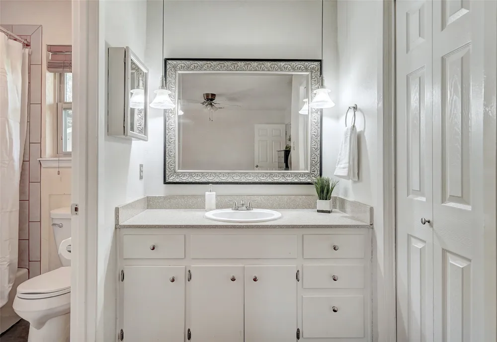 1105 Riviera Circle Cedar Park, TX 78613