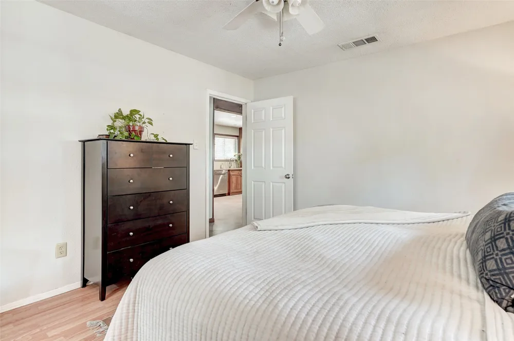 1105 Riviera Circle Cedar Park, TX 78613