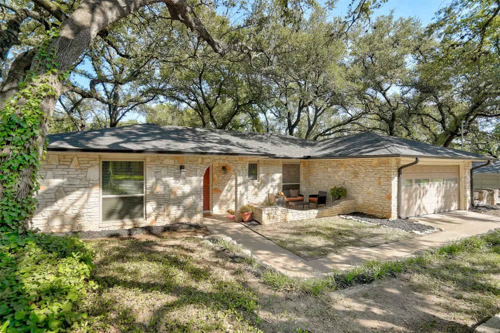 1105 Riviera Circle Cedar Park, TX 78613