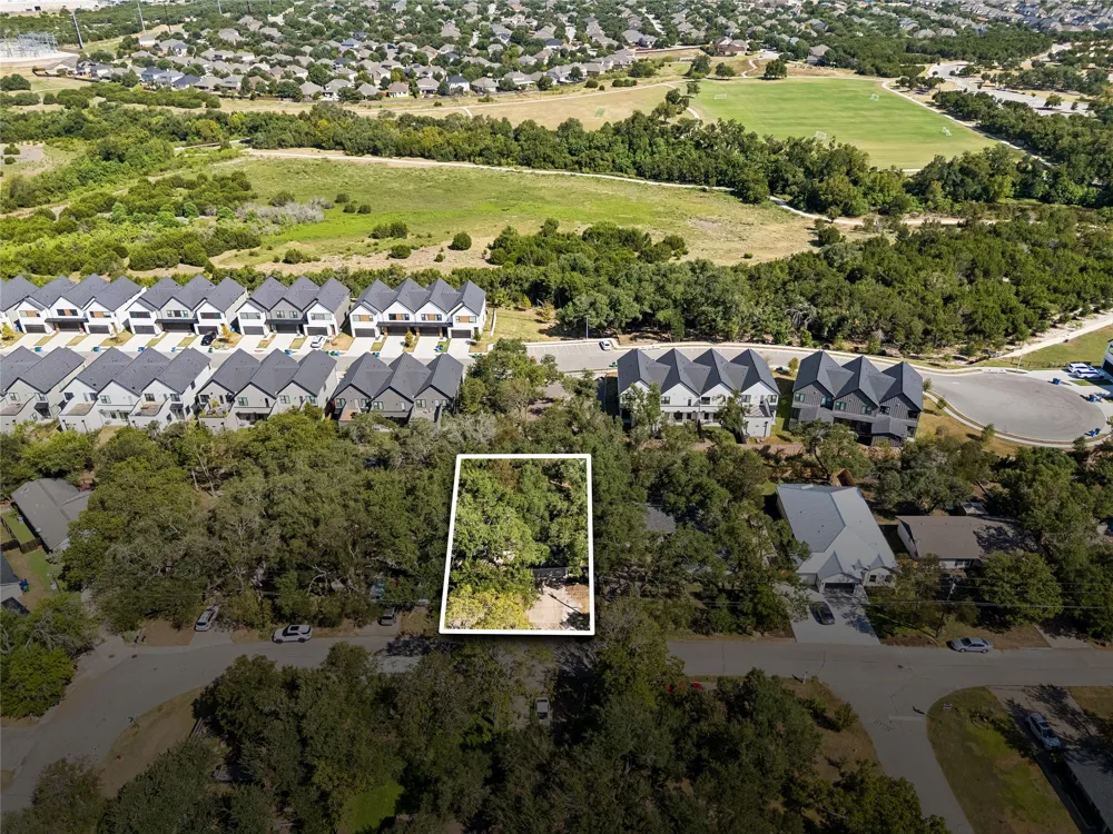 1105 Riviera Circle Cedar Park, TX 78613