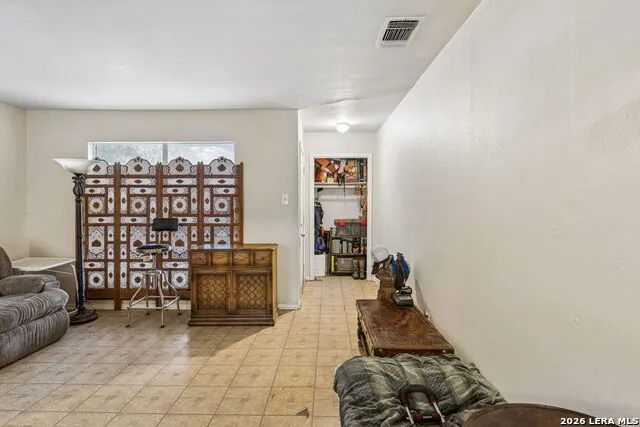 525 SOUTHTRAIL DR San Antonio, TX 78216