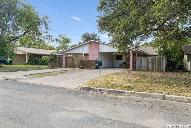525 SOUTHTRAIL DR San Antonio, TX 78216