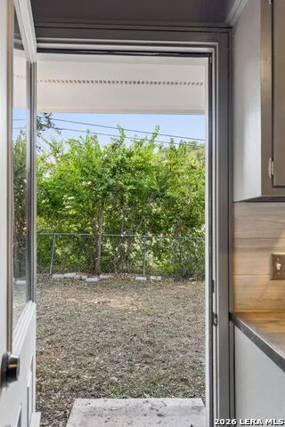 525 SOUTHTRAIL DR San Antonio, TX 78216