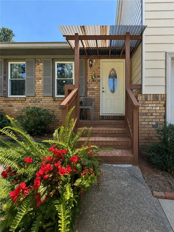 1627 Dogwood Lane Acworth, GA 30102