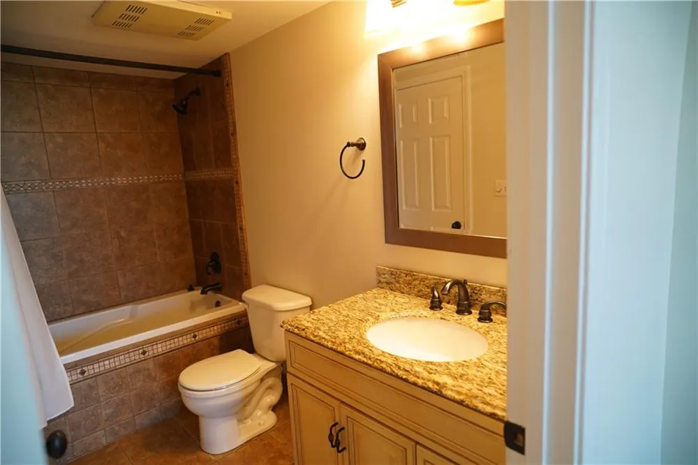 3481 Lakeside Drive NE #2207 Atlanta, GA 30326