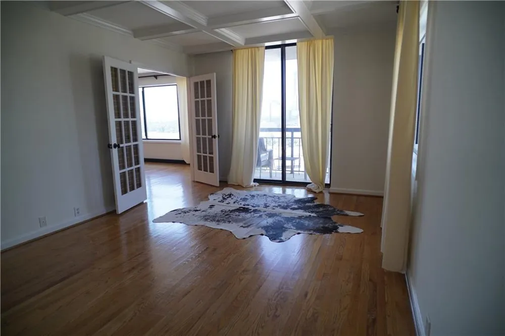 3481 Lakeside Drive NE #2207 Atlanta, GA 30326