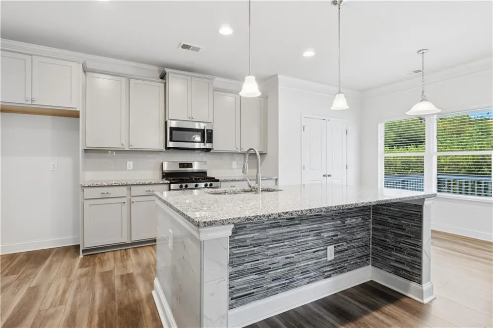 86 Twelve Oaks Drive SE Cartersville, GA 30120
