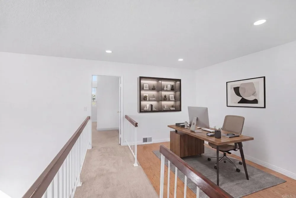 10679 Glendover Lane San Diego, CA 92126
