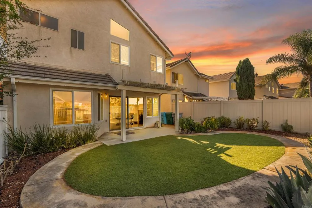 10679 Glendover Lane San Diego, CA 92126
