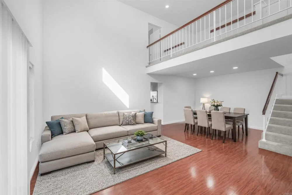 10679 Glendover Lane San Diego, CA 92126