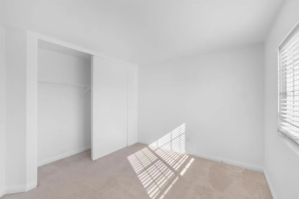 10679 Glendover Lane San Diego, CA 92126