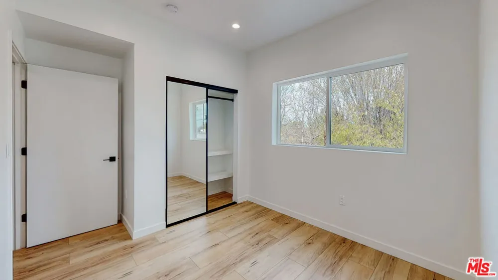 16010 Cantlay Street #1 Van Nuys, CA 91406