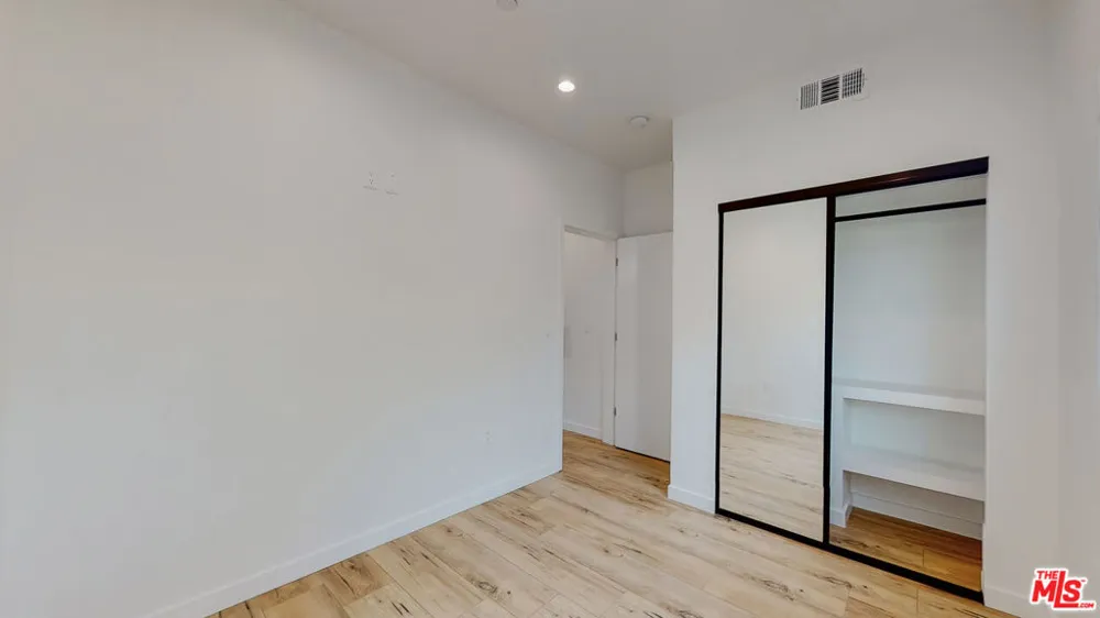 16010 Cantlay Street #1 Van Nuys, CA 91406