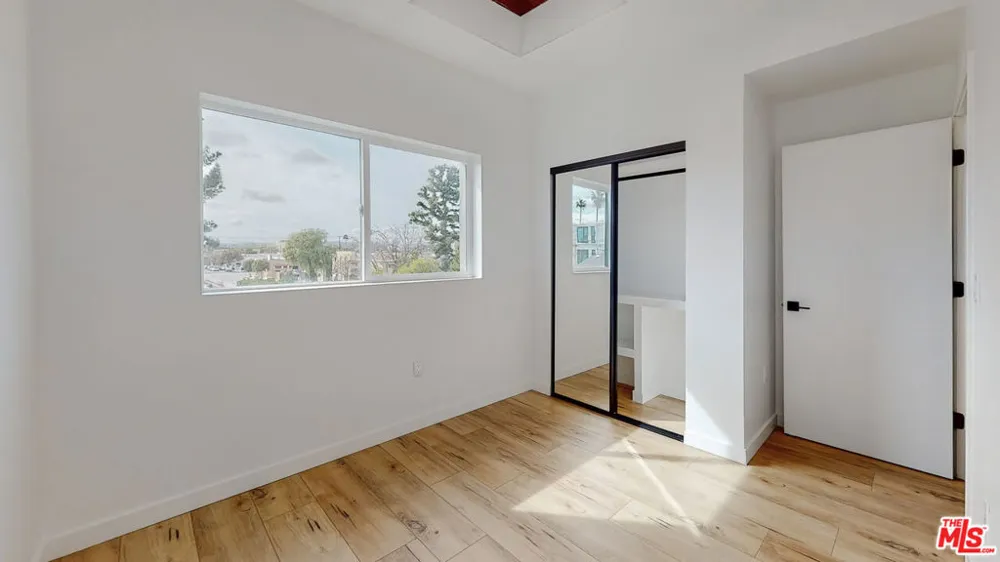 16010 Cantlay Street #1 Van Nuys, CA 91406