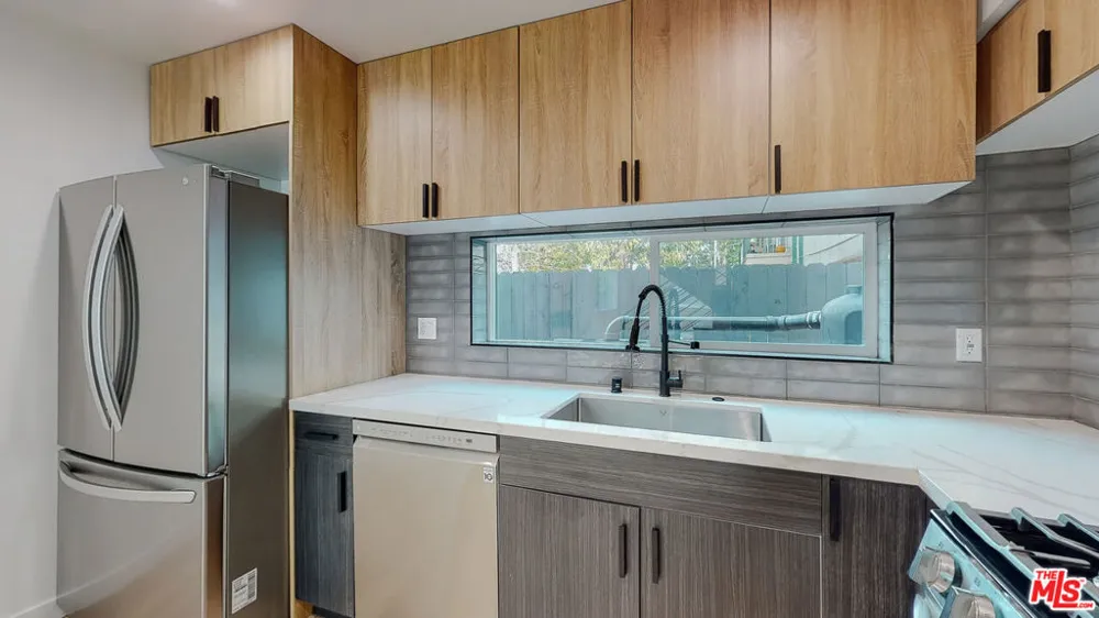 16010 Cantlay Street #1 Van Nuys, CA 91406