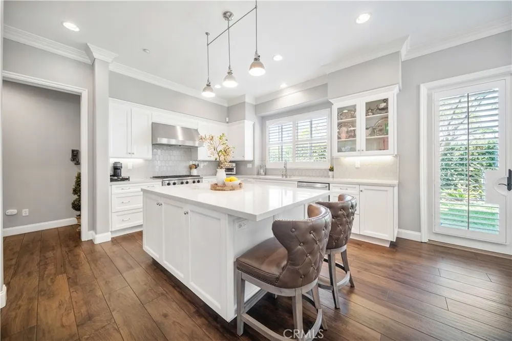 2505 Featherwood Street Westlake Village, CA 91362