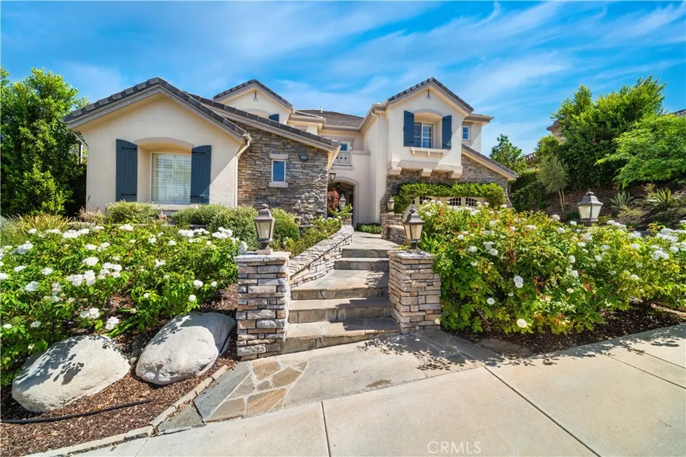 2505 Featherwood Street Westlake Village, CA 91362