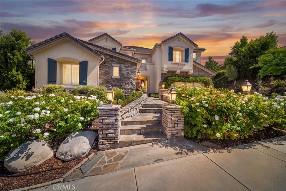 2505 Featherwood Street Westlake Village, CA 91362