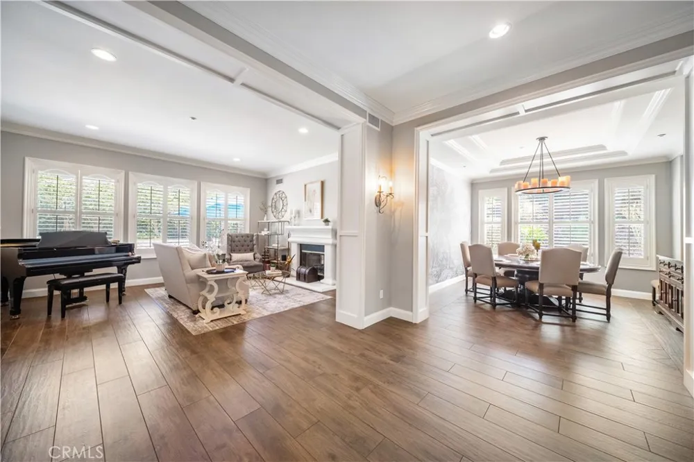 2505 Featherwood Street Westlake Village, CA 91362
