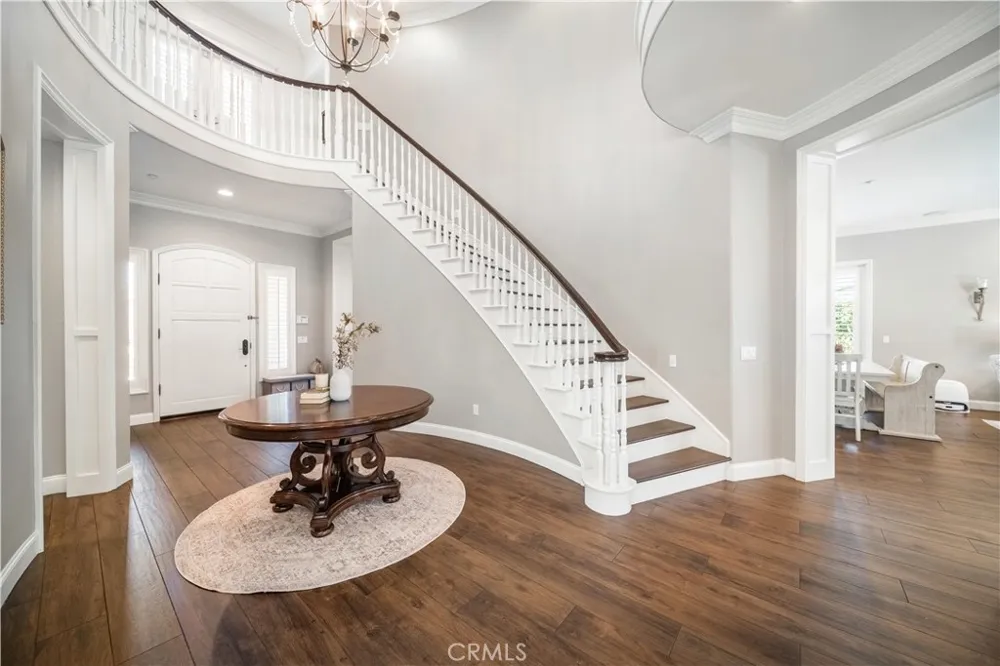 2505 Featherwood Street Westlake Village, CA 91362