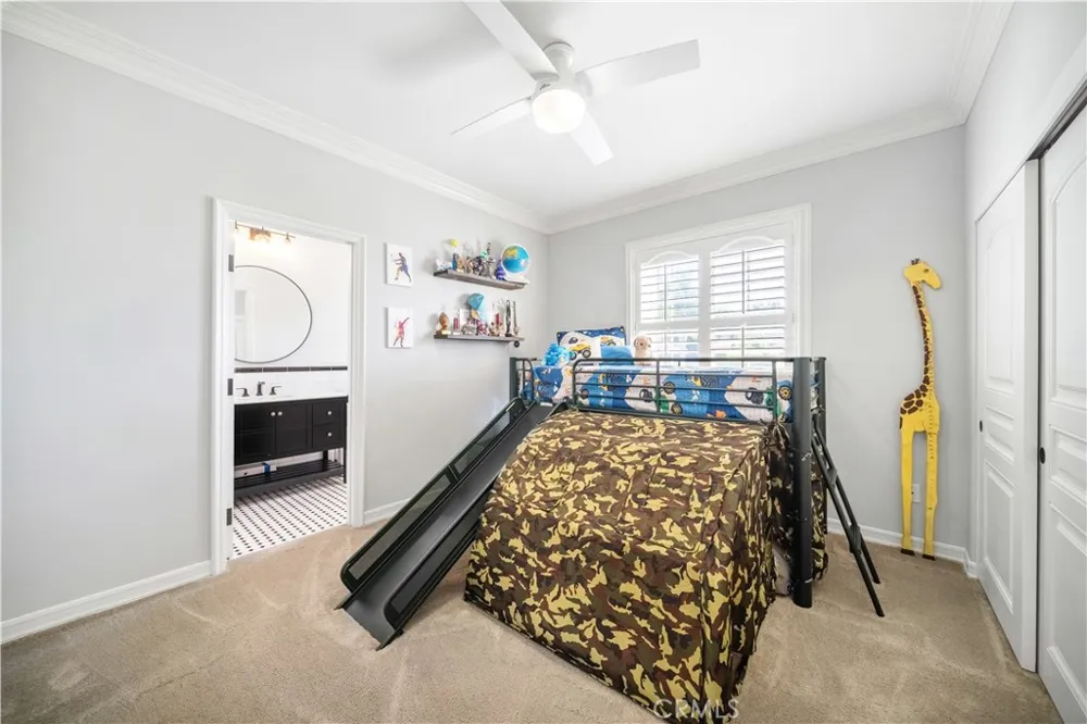 2505 Featherwood Street Westlake Village, CA 91362