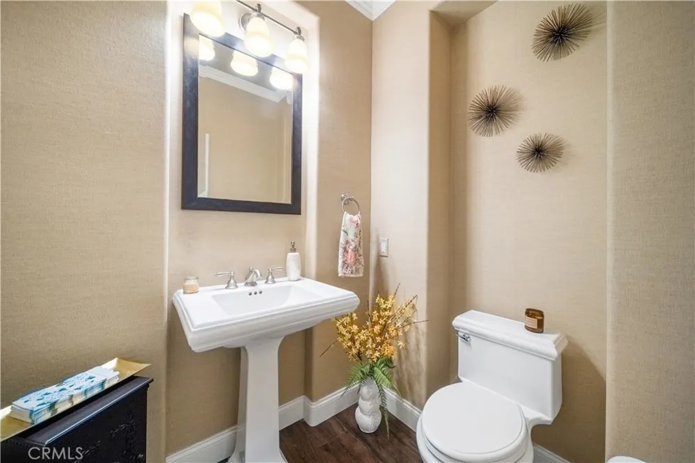 2505 Featherwood Street Westlake Village, CA 91362