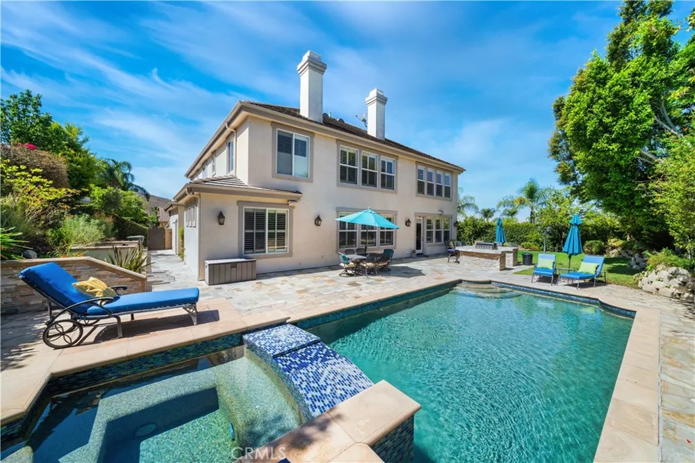2505 Featherwood Street Westlake Village, CA 91362