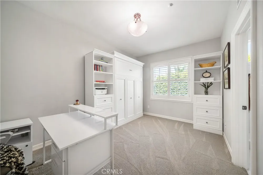 2505 Featherwood Street Westlake Village, CA 91362