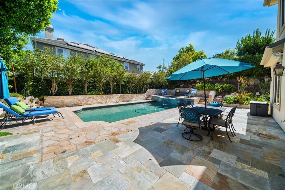 2505 Featherwood Street Westlake Village, CA 91362