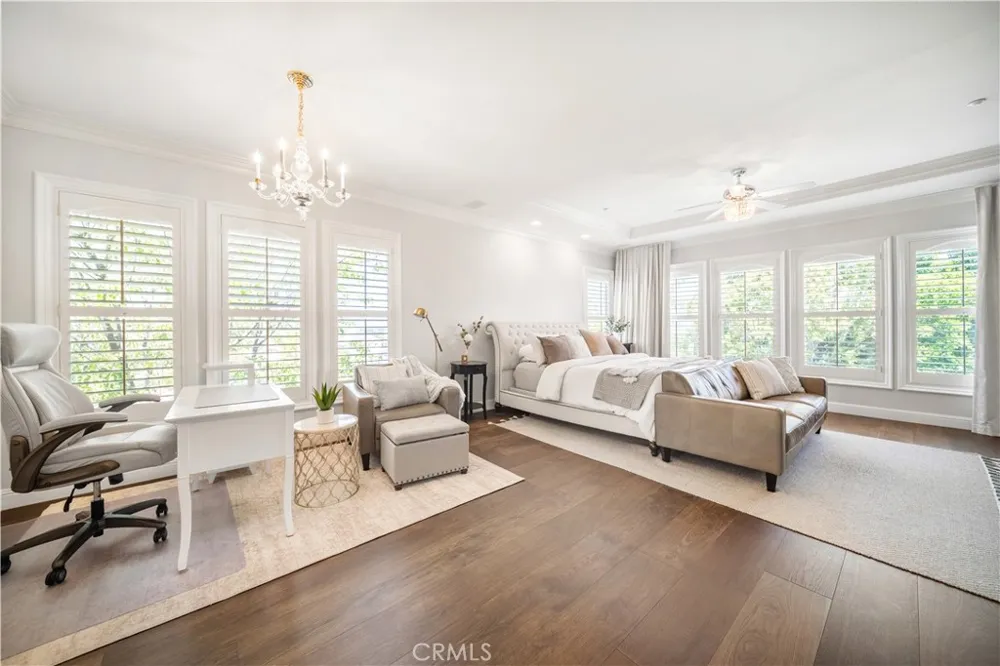 2505 Featherwood Street Westlake Village, CA 91362