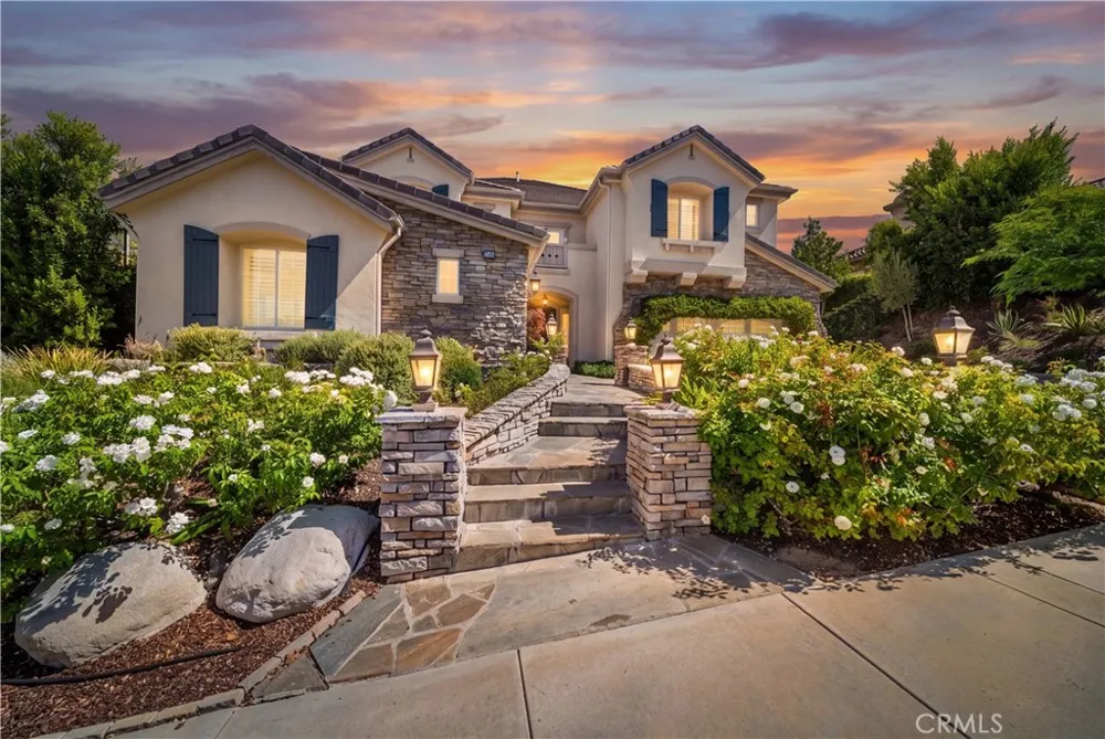 2505 Featherwood Street Westlake Village, CA 91362