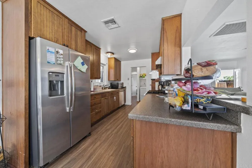 826 Ellen Lane El Cajon, CA 92019
