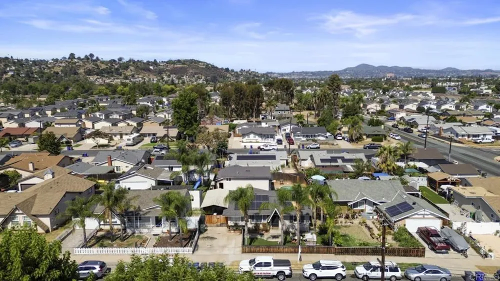 826 Ellen Lane El Cajon, CA 92019