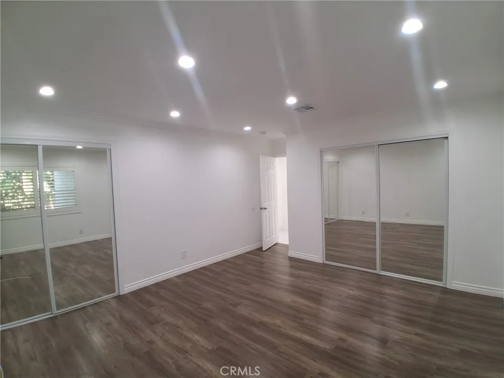 13716 Hoyt Pacoima, CA 91331