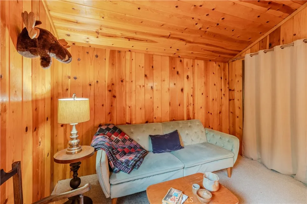 26237 Sky Ridge Twin Peaks, CA 92391