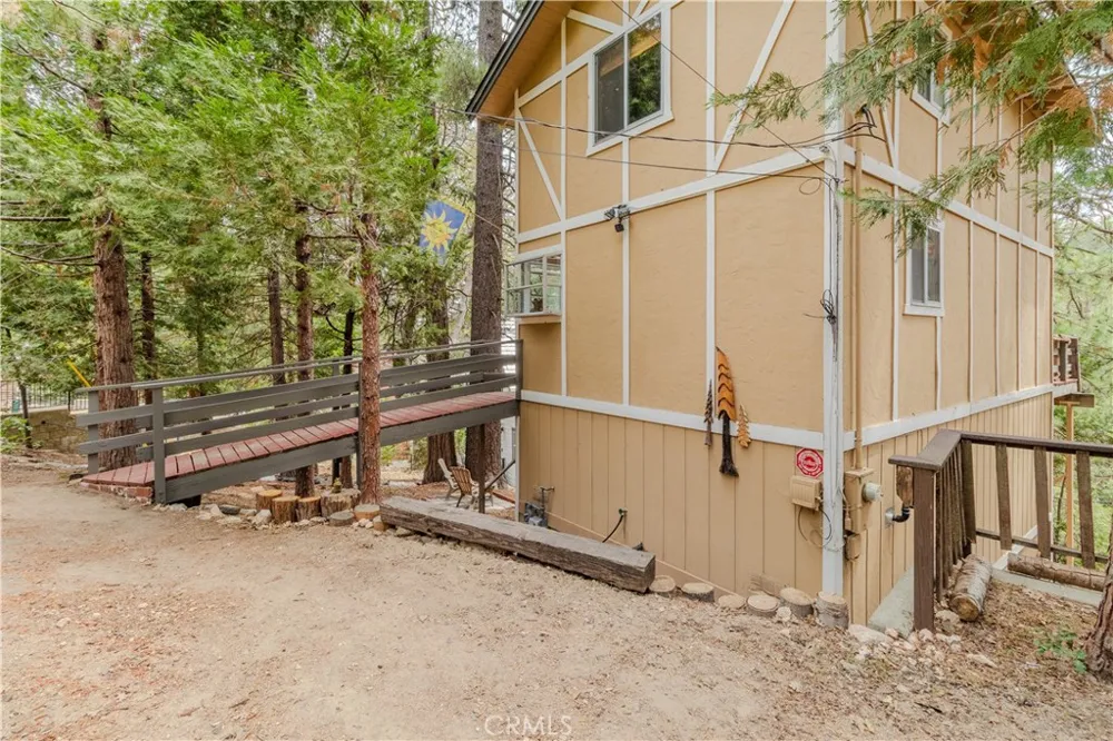 26237 Sky Ridge Twin Peaks, CA 92391