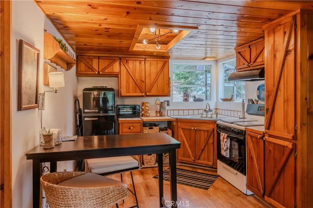 26237 Sky Ridge Twin Peaks, CA 92391