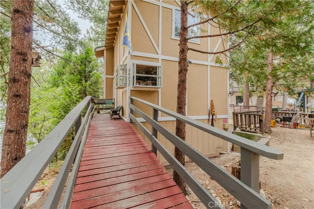 26237 Sky Ridge Twin Peaks, CA 92391